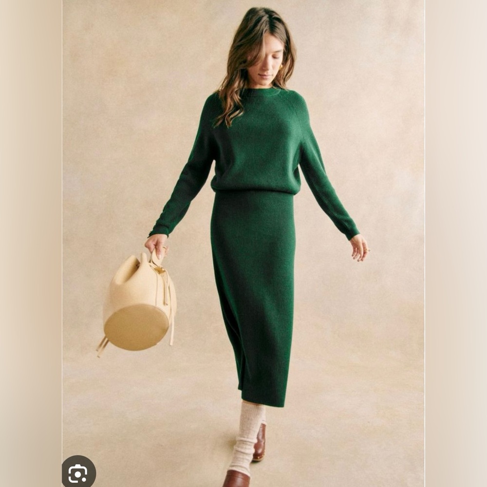 Sézane Naelle Skirt in Bottle Green